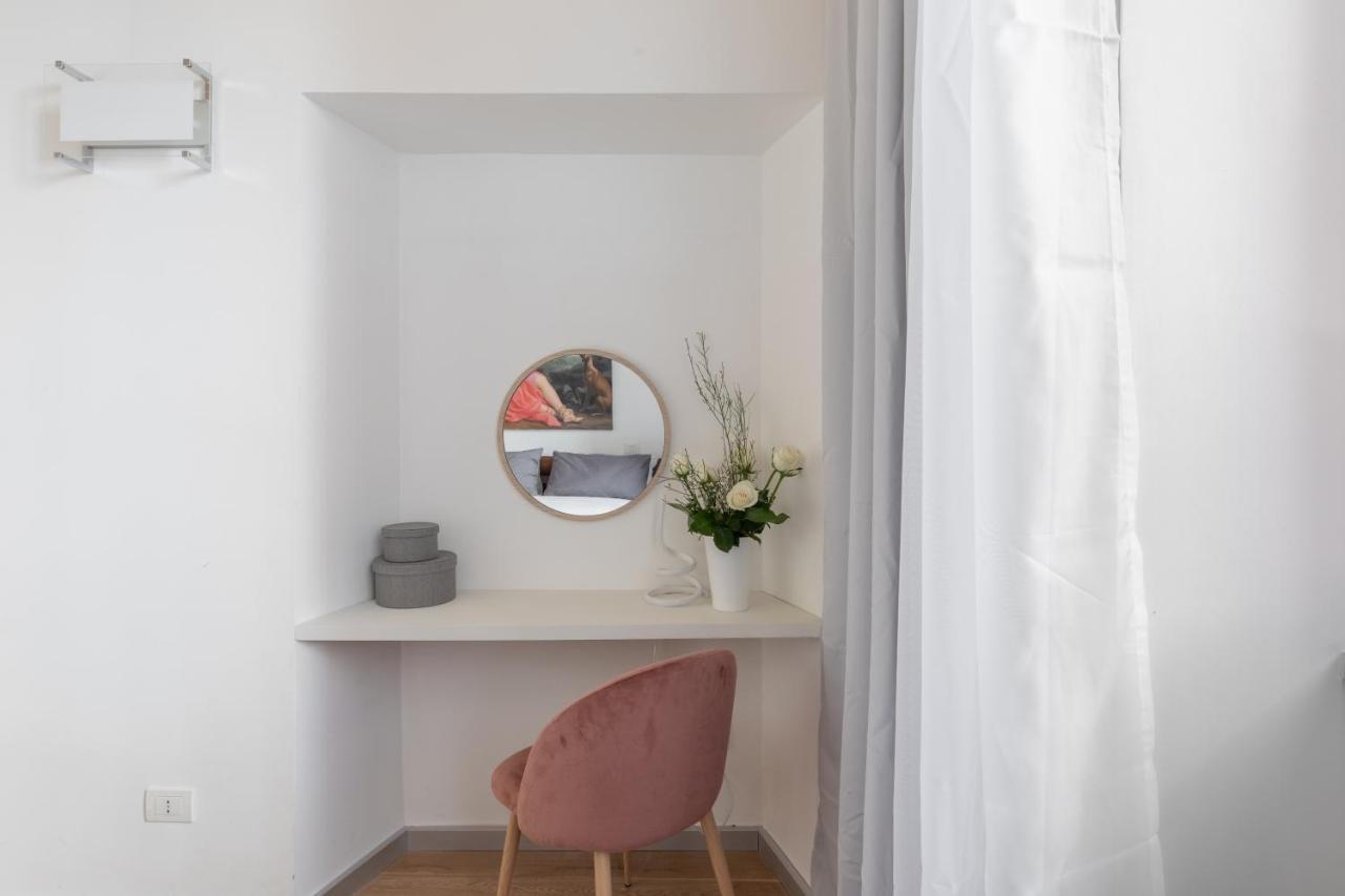 Iflat Navona White And Stylish Apartment روما المظهر الخارجي الصورة
