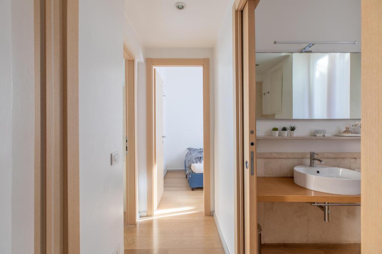 Iflat Navona White And Stylish Apartment روما المظهر الخارجي الصورة