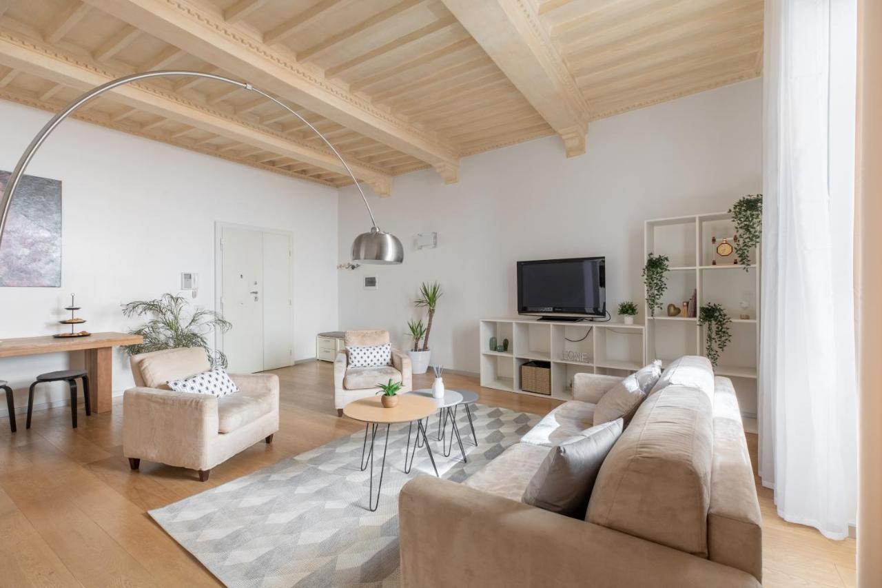 Iflat Navona White And Stylish Apartment روما المظهر الخارجي الصورة